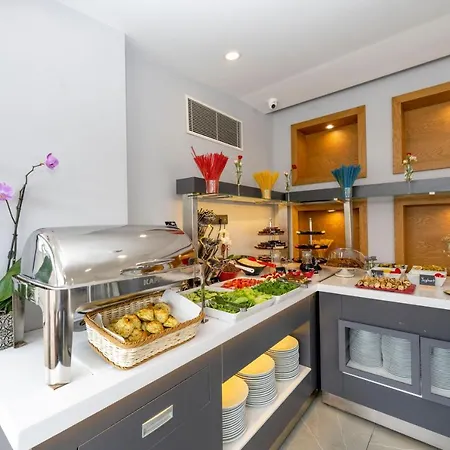 Hotel Graziella Gold 4*